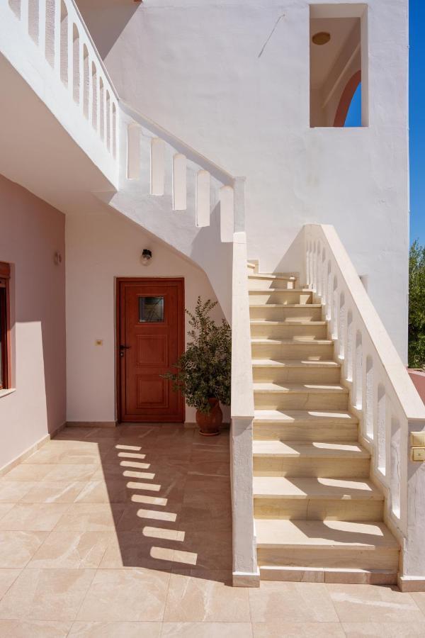 Hara'S Apartments Kastri  Exterior foto